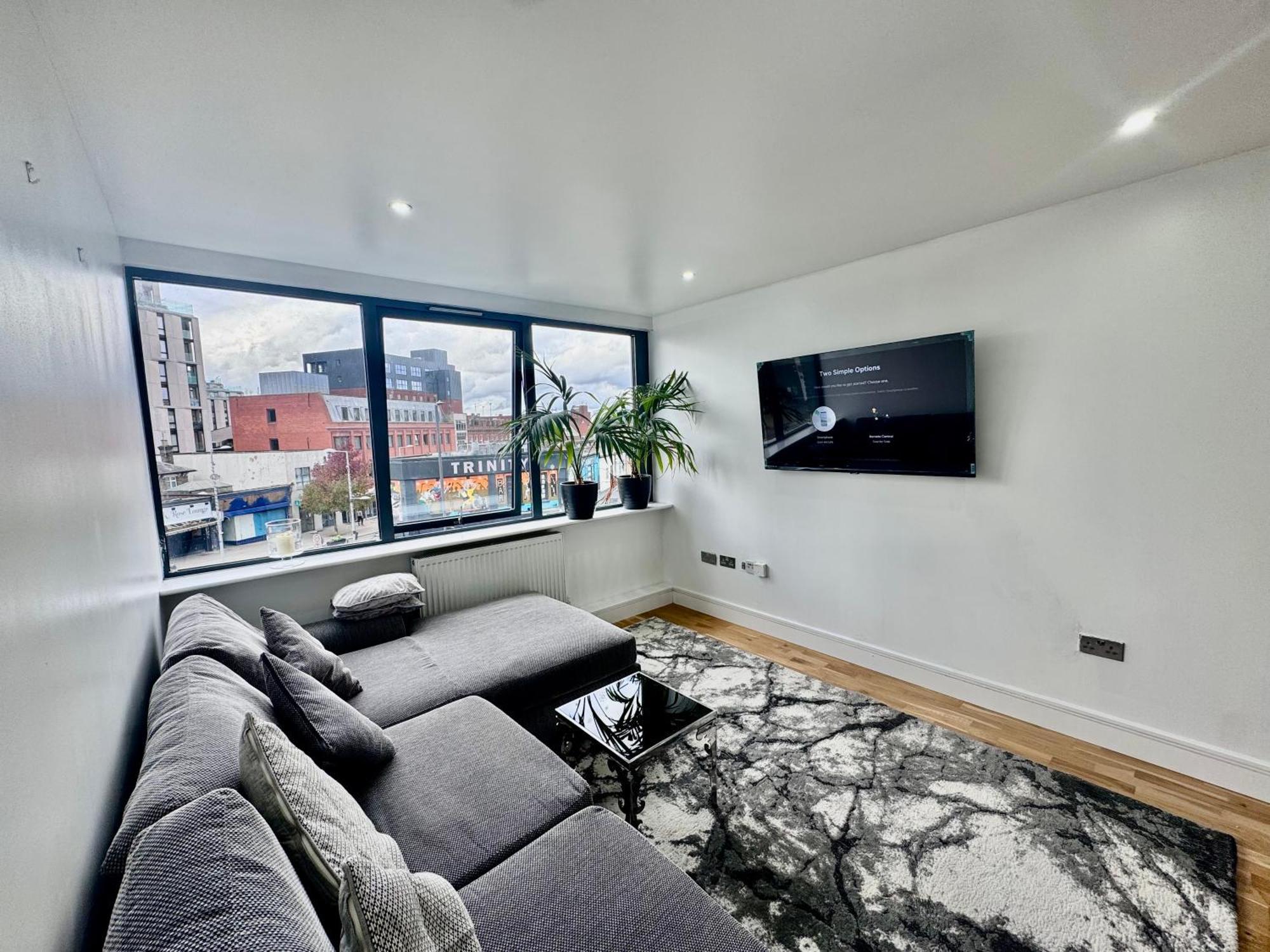 Luxury 2 Bed Entire Apartment-Near Tube & Shopping Centre Harrow Extérieur photo